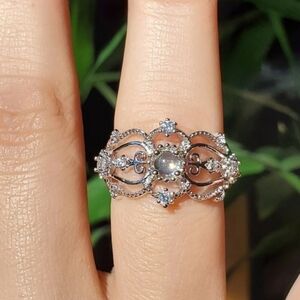 Sterling Silver Moonstone Ring